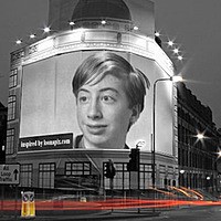 Photo effect - Billboard in Motion