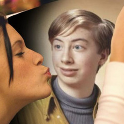 Photo effect - Tenderly kissed by unknown girl